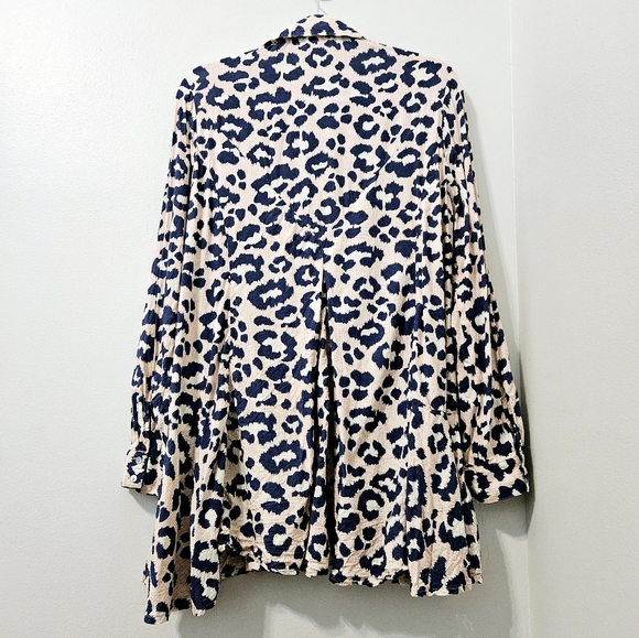 Entro Womens Button-Up Tunic Top NWOT Adjustable Sleeve Lightweight Pink Blue L - Picture 11 of 14